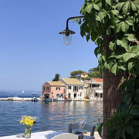 Limani * Longos (Paxos)